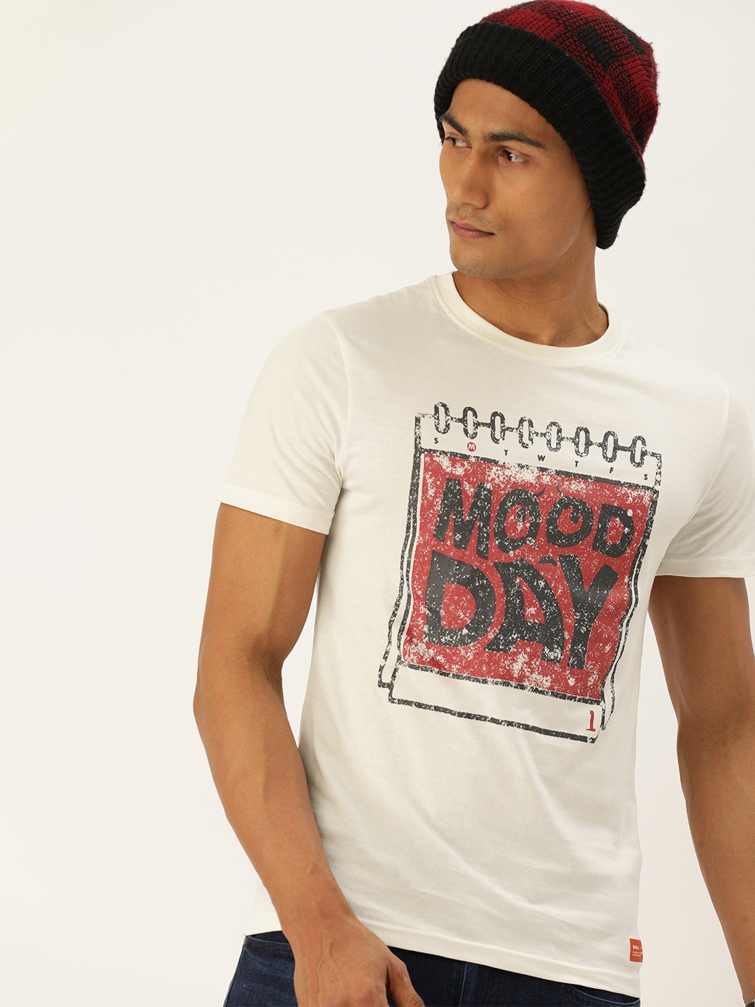 

SINGLE Men Off White Typography Printed Slim Fit T-shirt