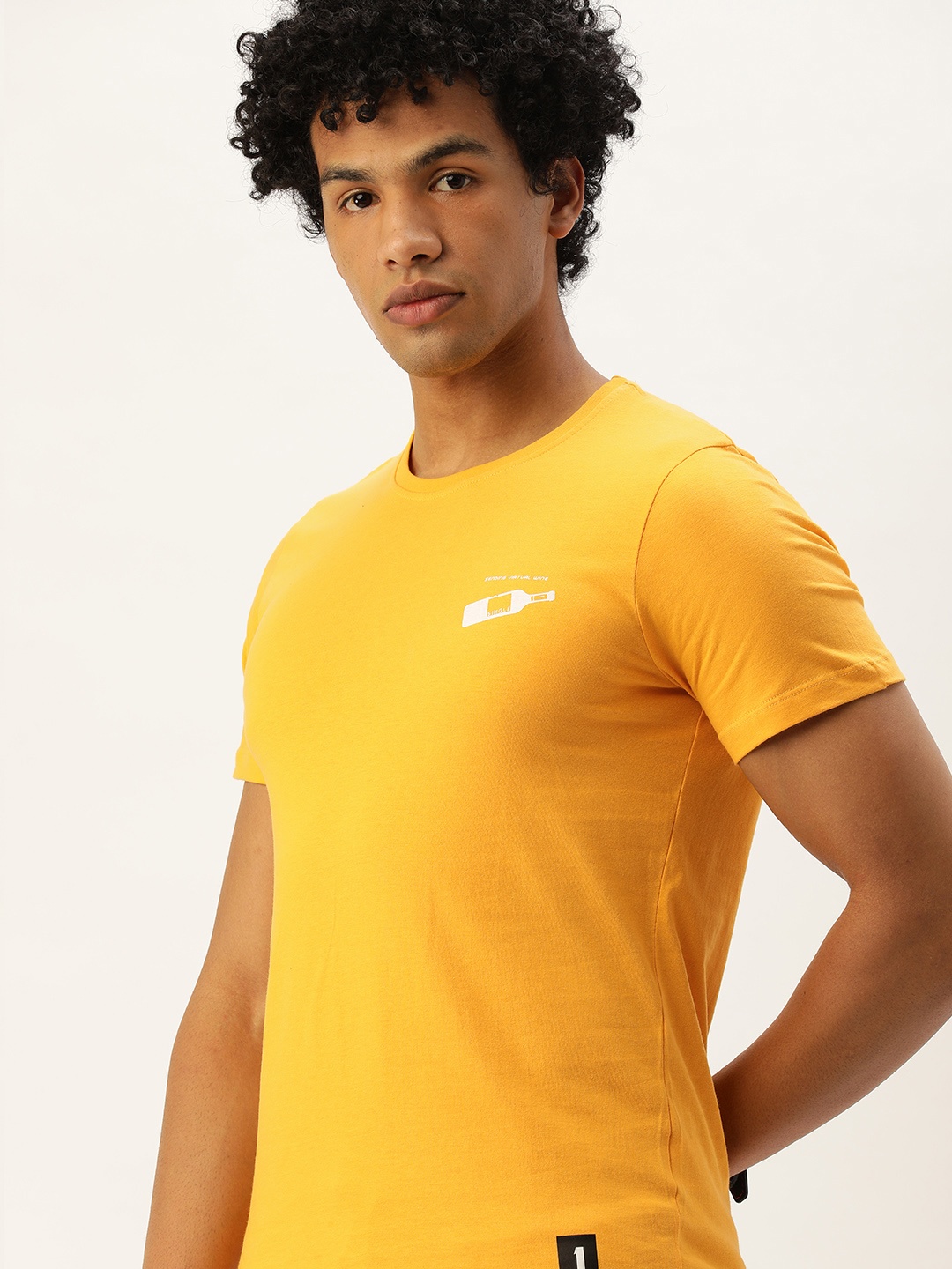 

SINGLE Men Yellow Printed Cotton Pure Cotton T-shirt