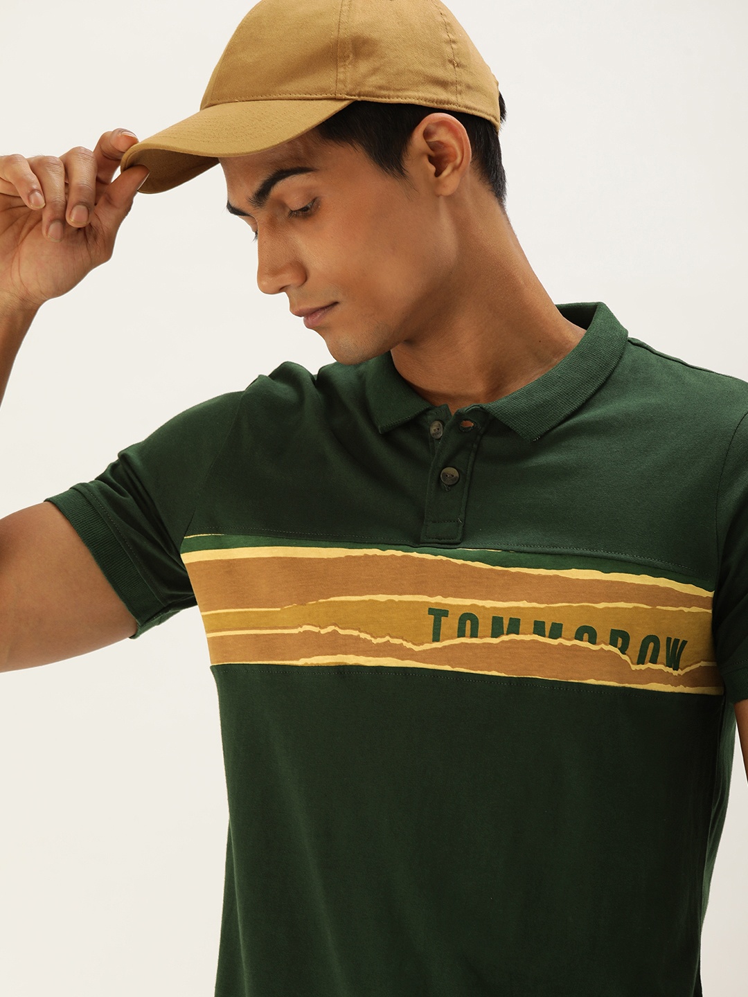 

SINGLE Men Olive Green Colourblocked Polo Collar T-shirt