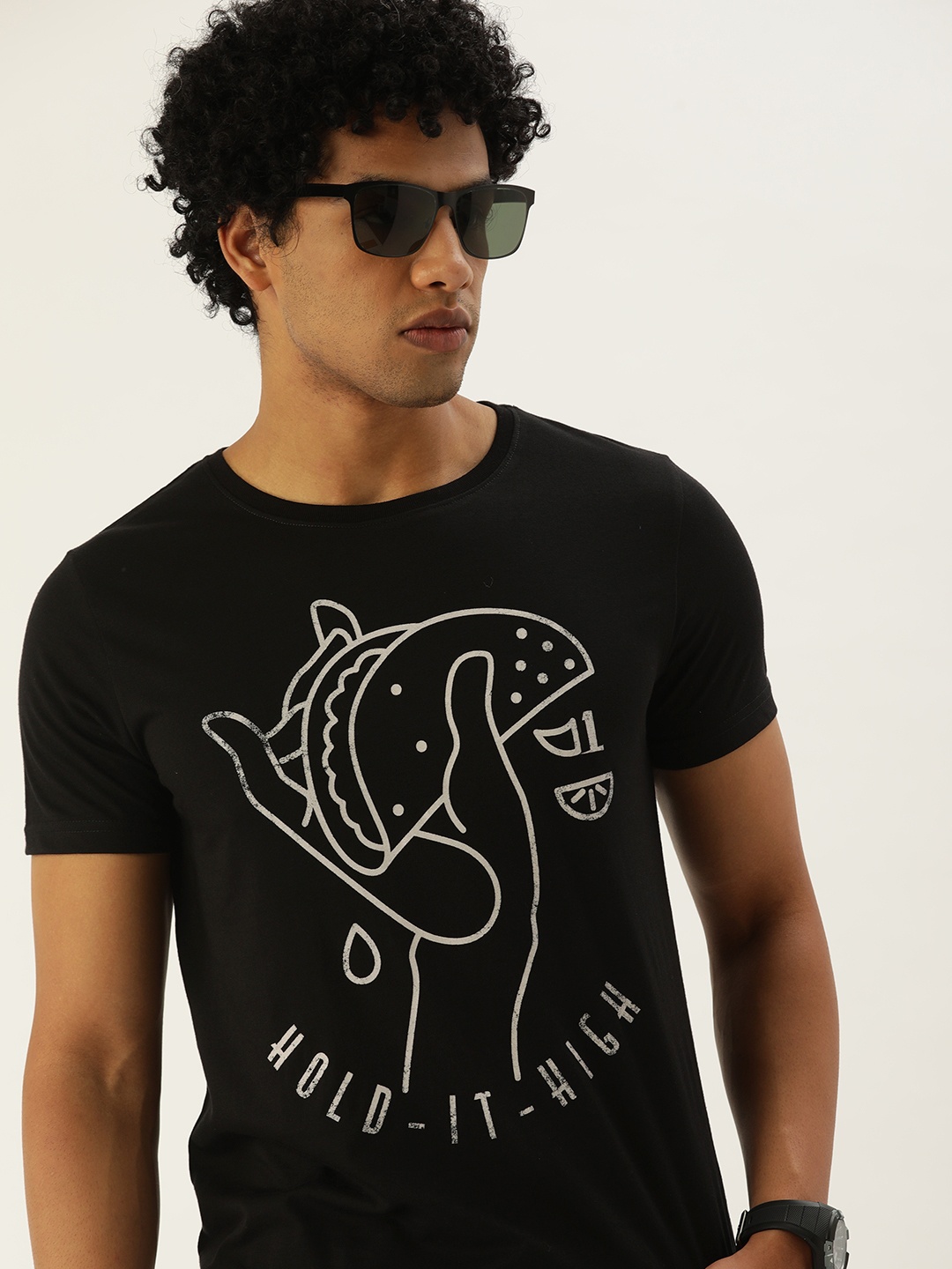 

SINGLE Men Black & White Printed Round-Neck Slim Fit Casual T-shirt