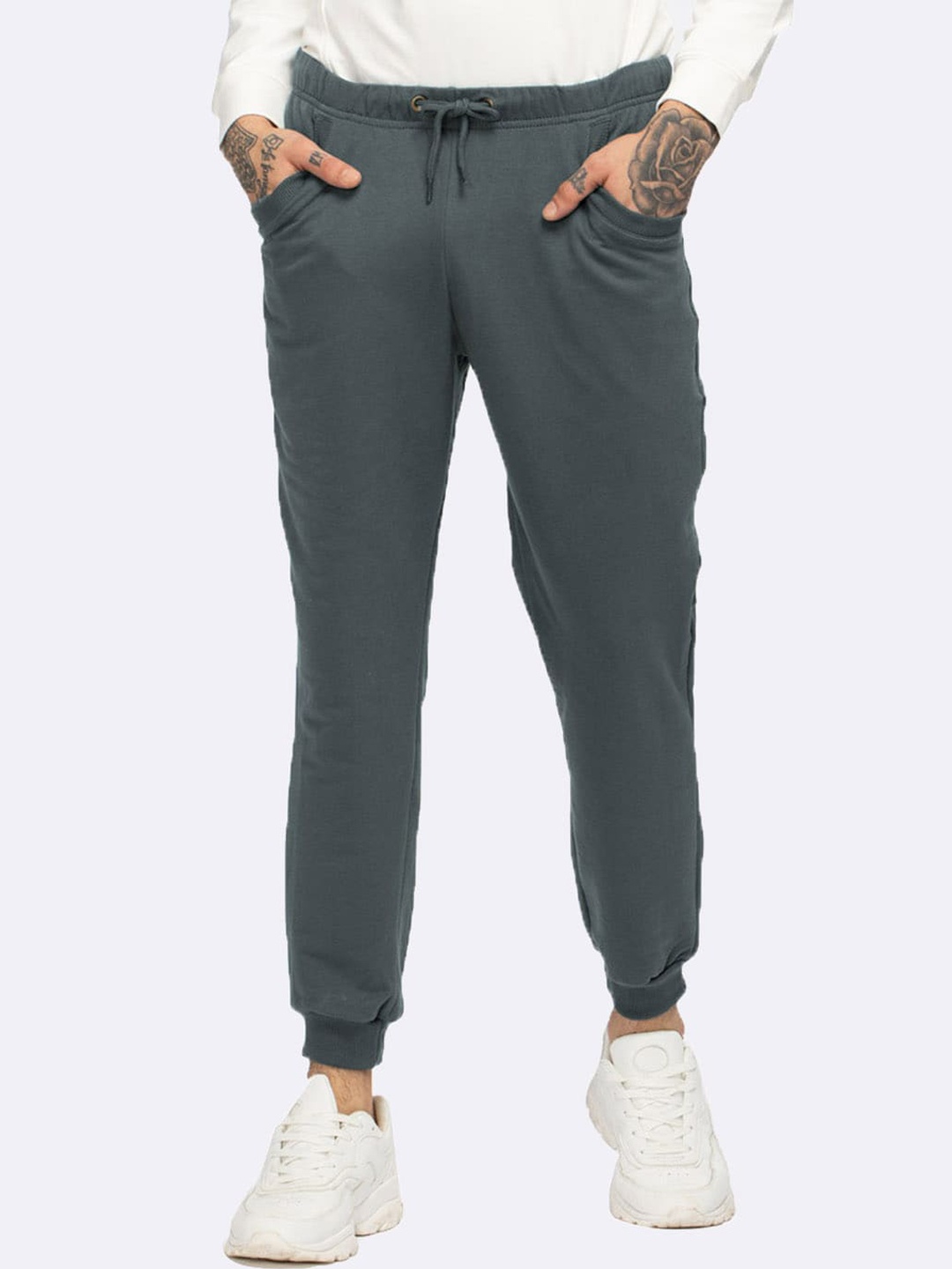 

Bewakoof Men Grey Solid Cotton Slim-Fit Joggers