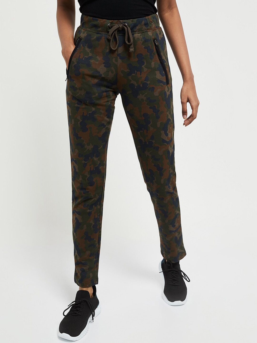 

Max Women Camouflage Printed Cotton Track Pants, Olive