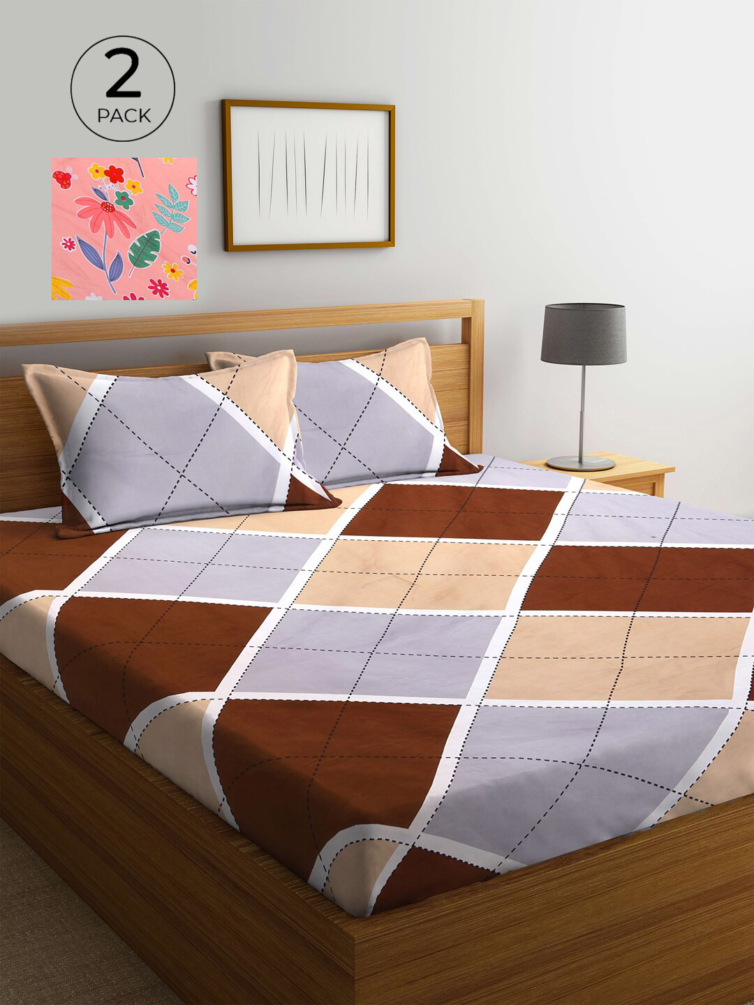 

KLOTTHE Peach-Coloured & Grey Geometric 210 TC 2 King Bedsheet with 4 Pillow Covers