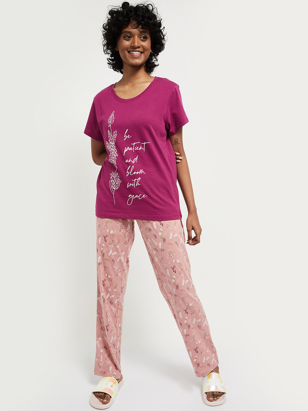 

max Women Magenta & Pink Printed Night suit