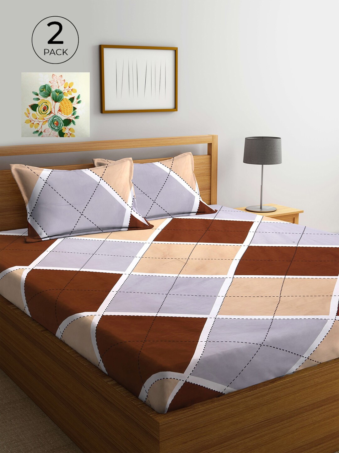 

KLOTTHE Peach-Coloured & Maroon Geometric 210 TC 2 King Bedsheet with 4 Pillow Covers