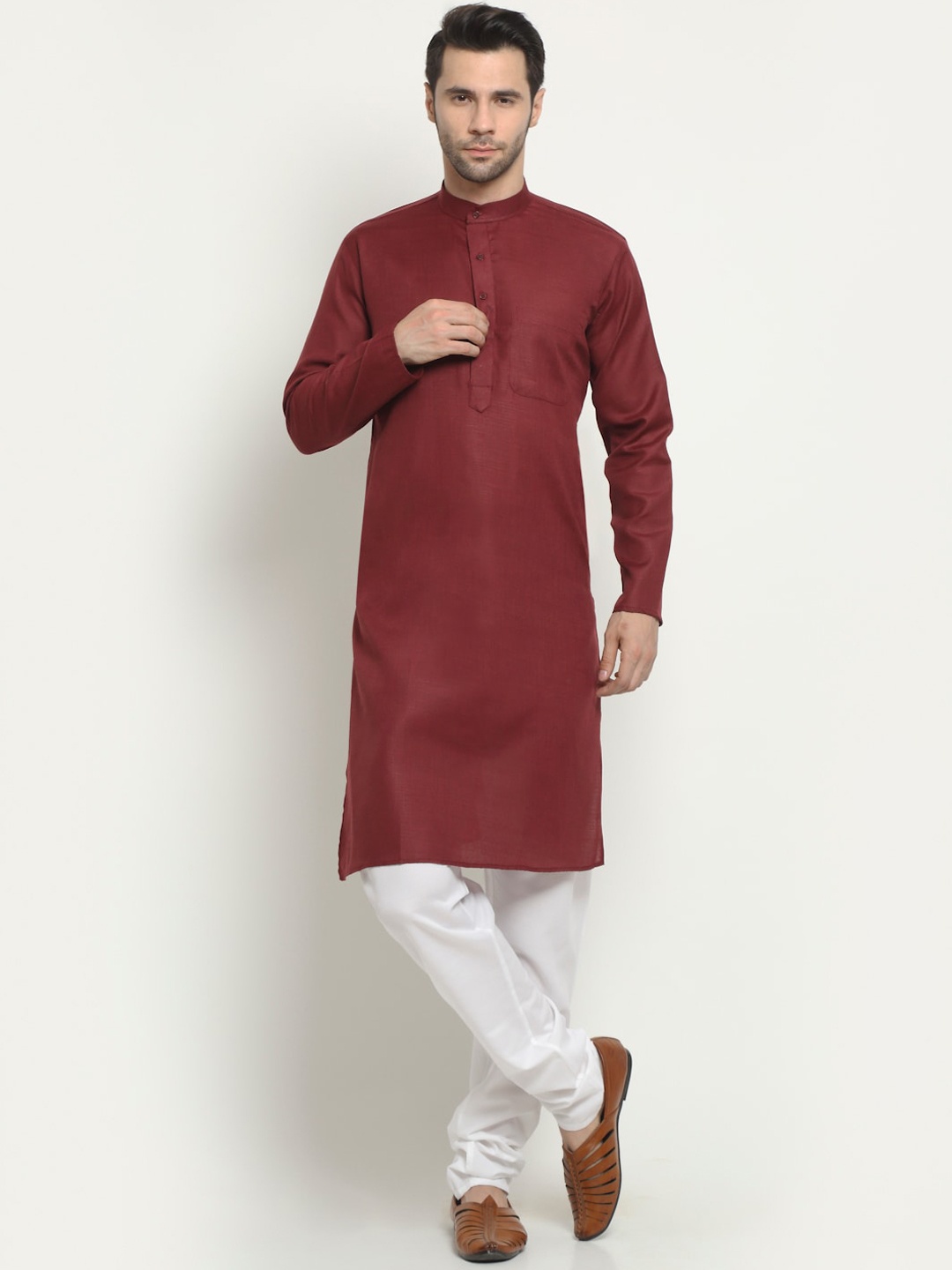 

NEUDIS Men Maroon Solid Cotton Kurta