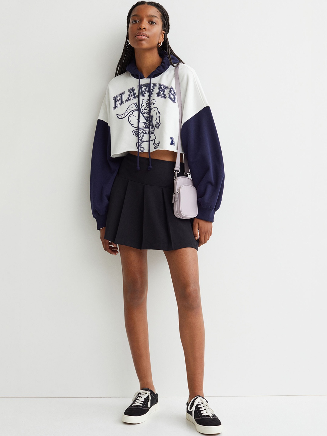 

H&M Women White & Blue Cropped Hoodie