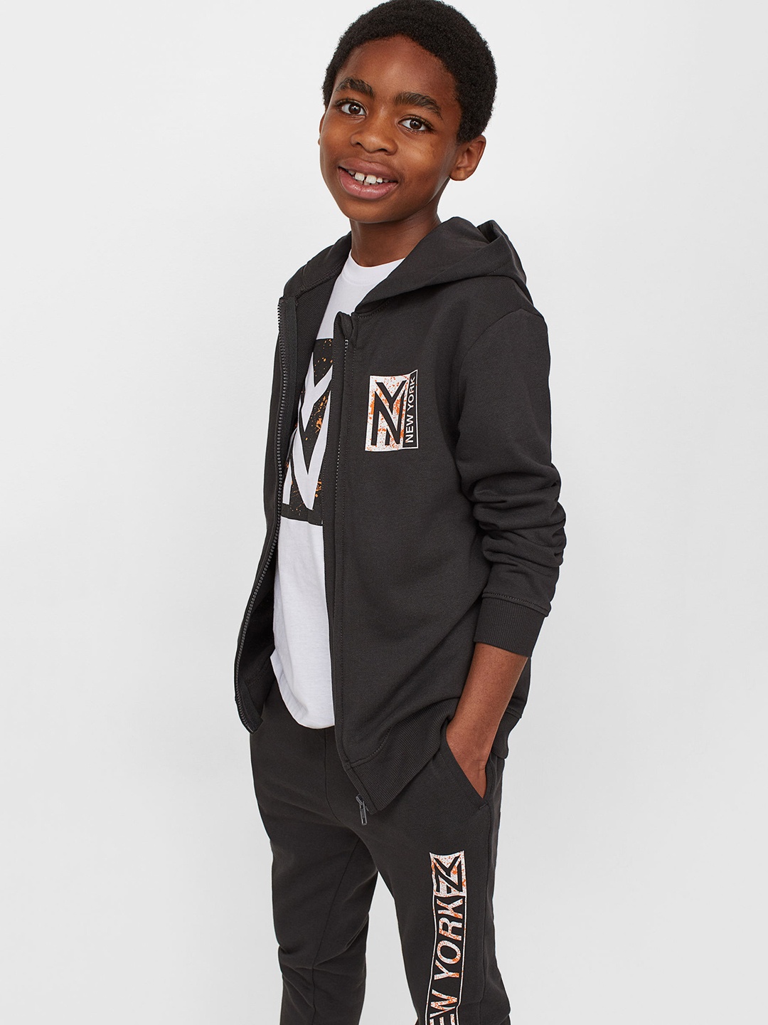 

H&M Boys White & Black 3-Piece Tracksuit Set