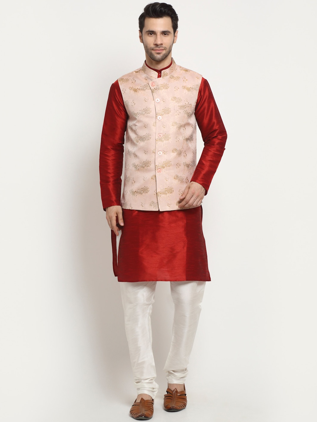 

NEUDIS Men Red Regular Dupion Silk Kurta with White Churidar & Nehru Jacket