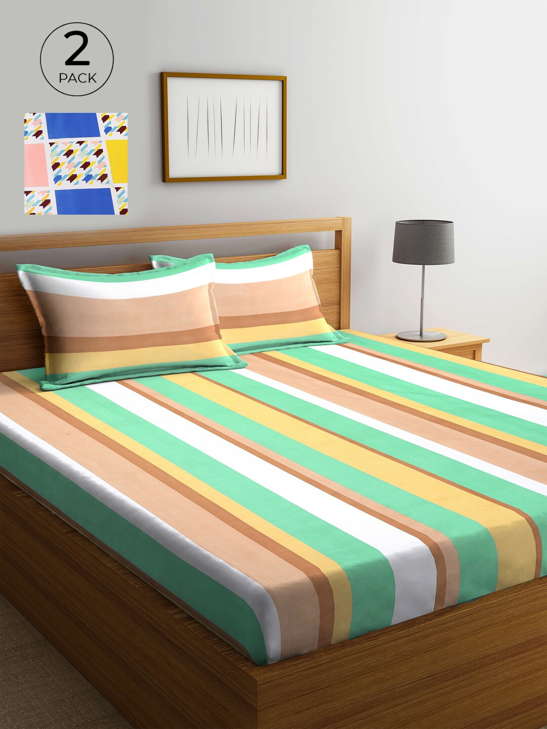 

KLOTTHE Green & White Geometric 210 TC 2 King Bedsheet with 4 Pillow Covers