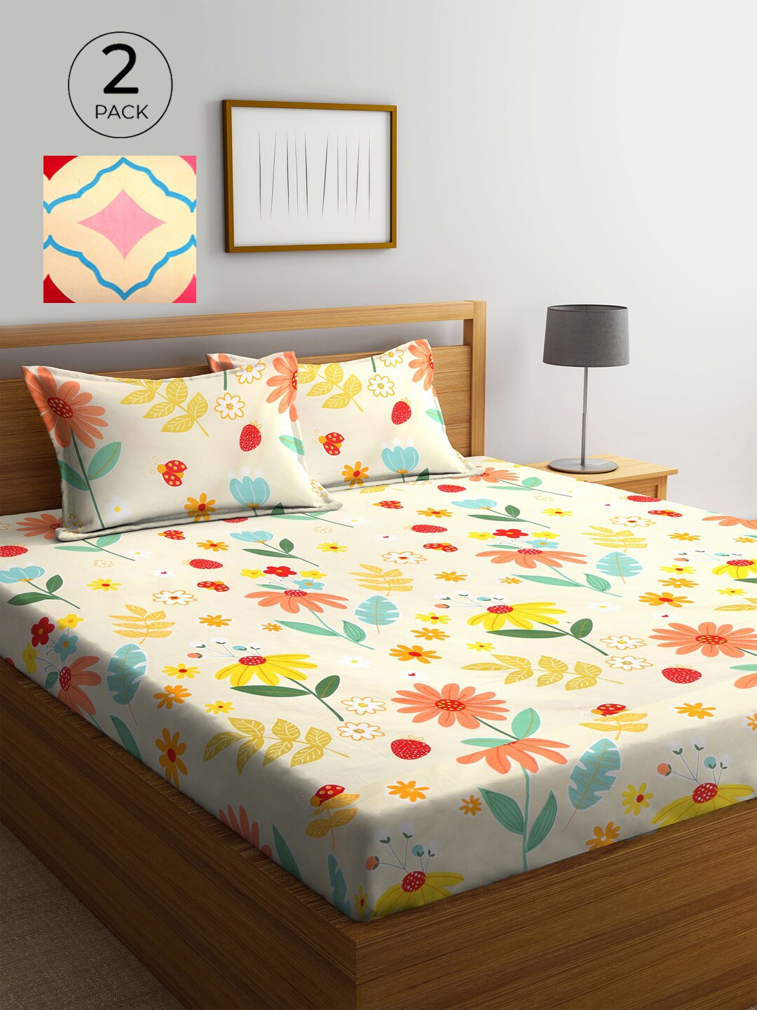 

KLOTTHE Cream-Coloured & Peach-Coloured Floral 210 TC 2 King Bedsheet with 4 Pillow Covers