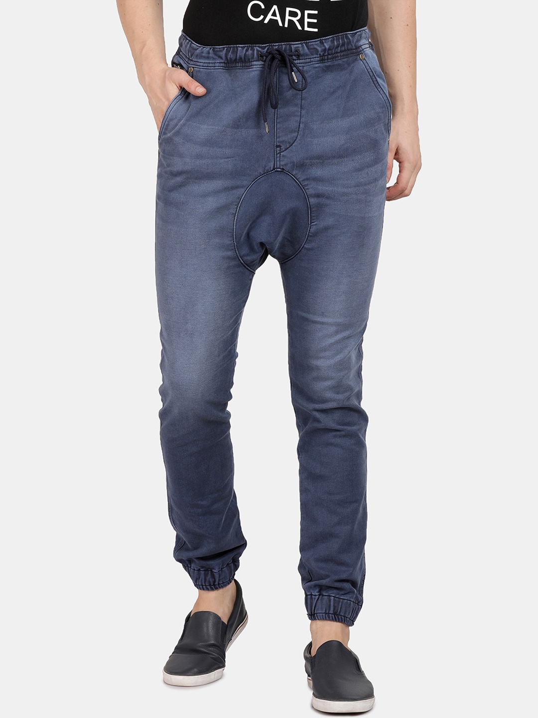 

Llak Jeans Men Blue Jogger Heavy Fade Stretchable Clean Look Jeans