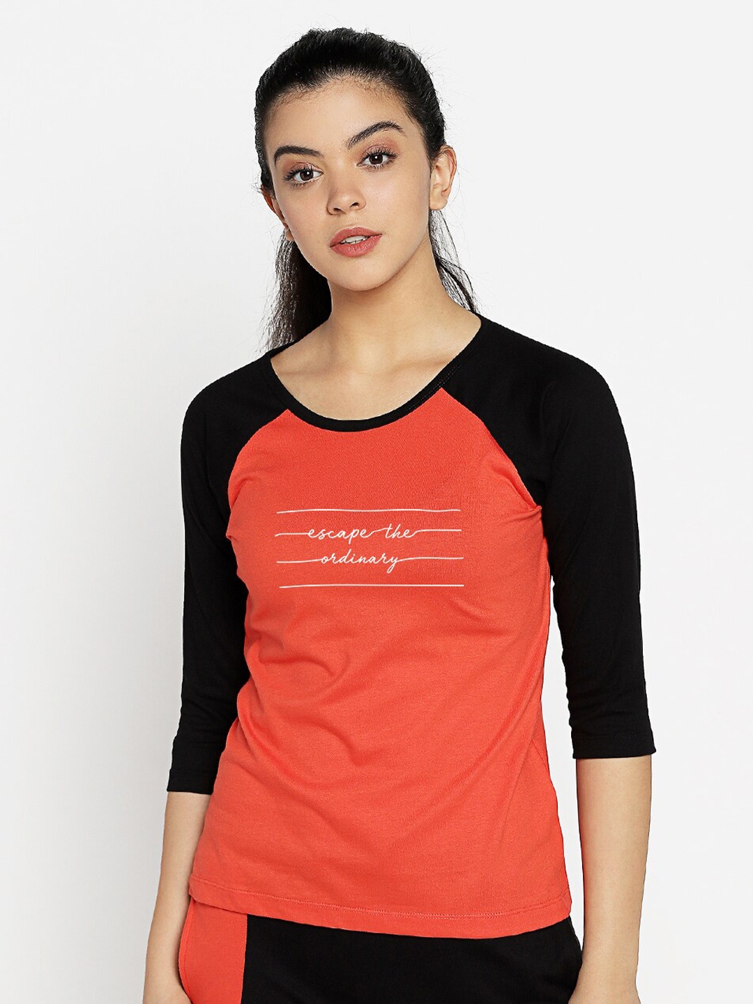 

Bewakoof Women Red & Black Typography Printed T-shirt