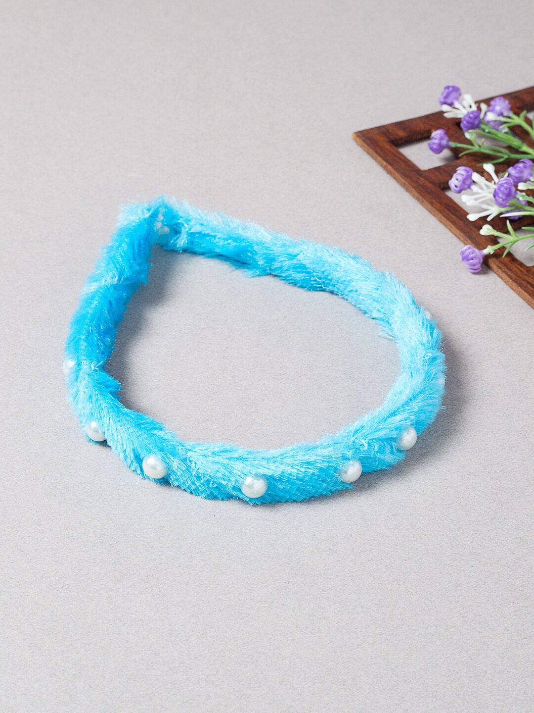 

Golden Peacock Women Blue & White Beaded Hairband