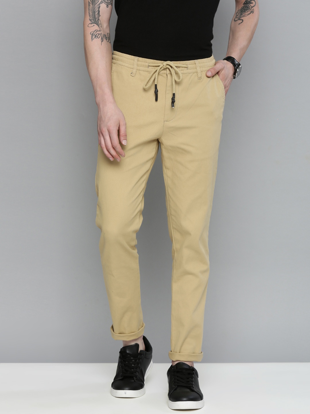 

The Indian Garage Co Men Beige Slim Fit Chinos Trousers