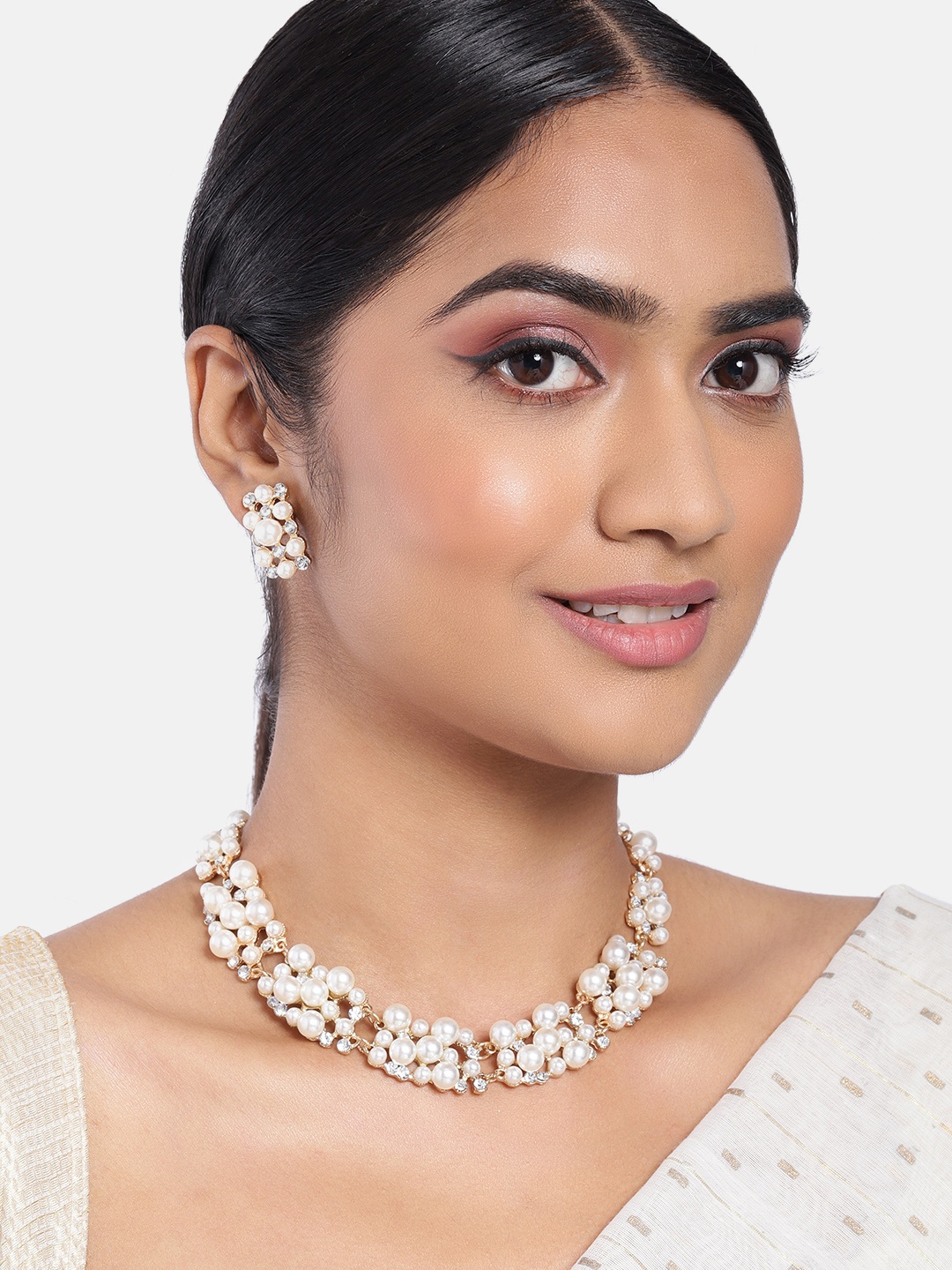 

Peora Gold Plated Pearl African Beads Jewellery Set