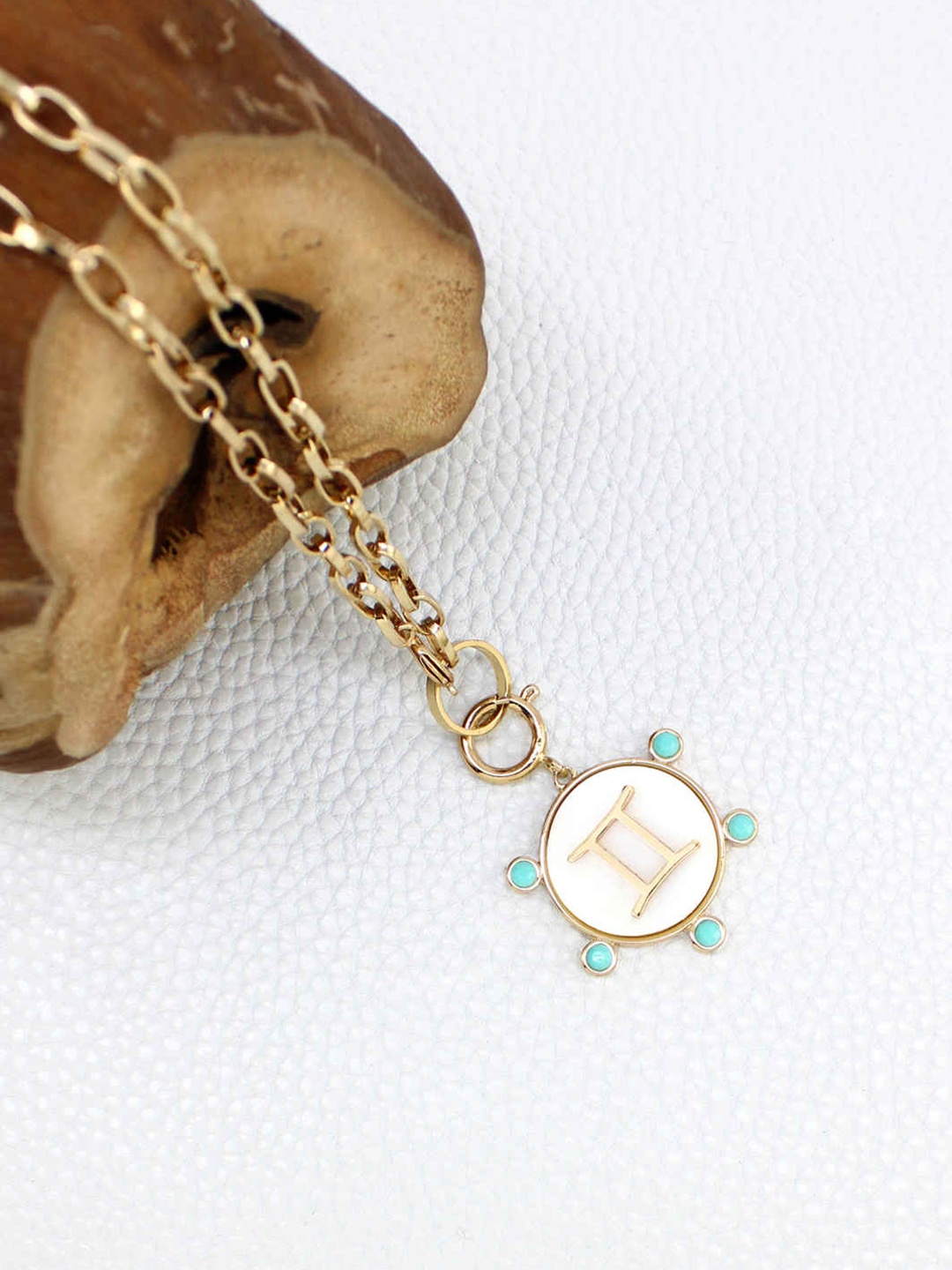 

Runway Ritual Women Off White Gold-Plated Zodiac Charm Necklace