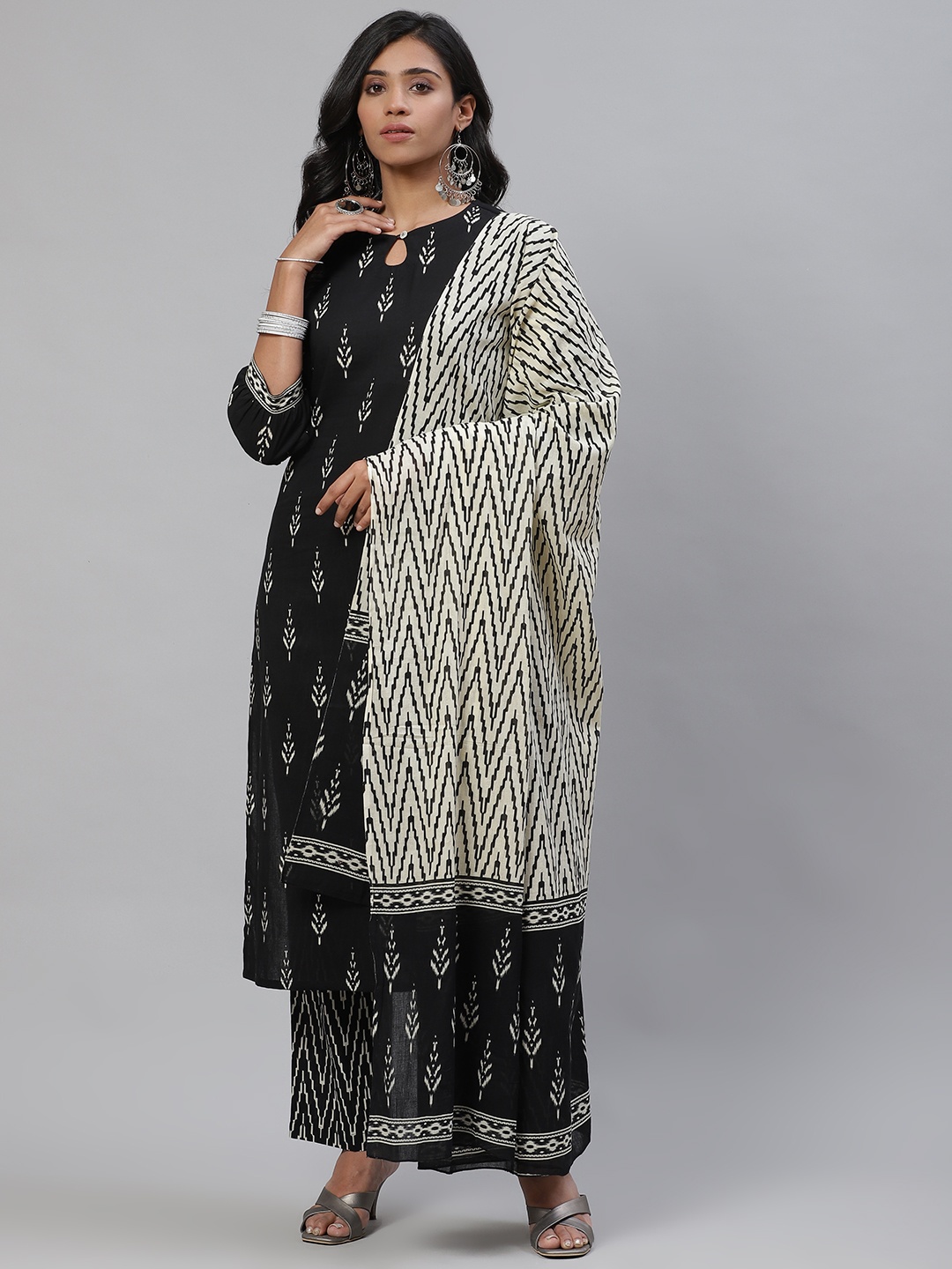 

AHIKA Women Black & Off White Ethnic Motifs Printed Cotton Kurta with Trousers & Dupatta