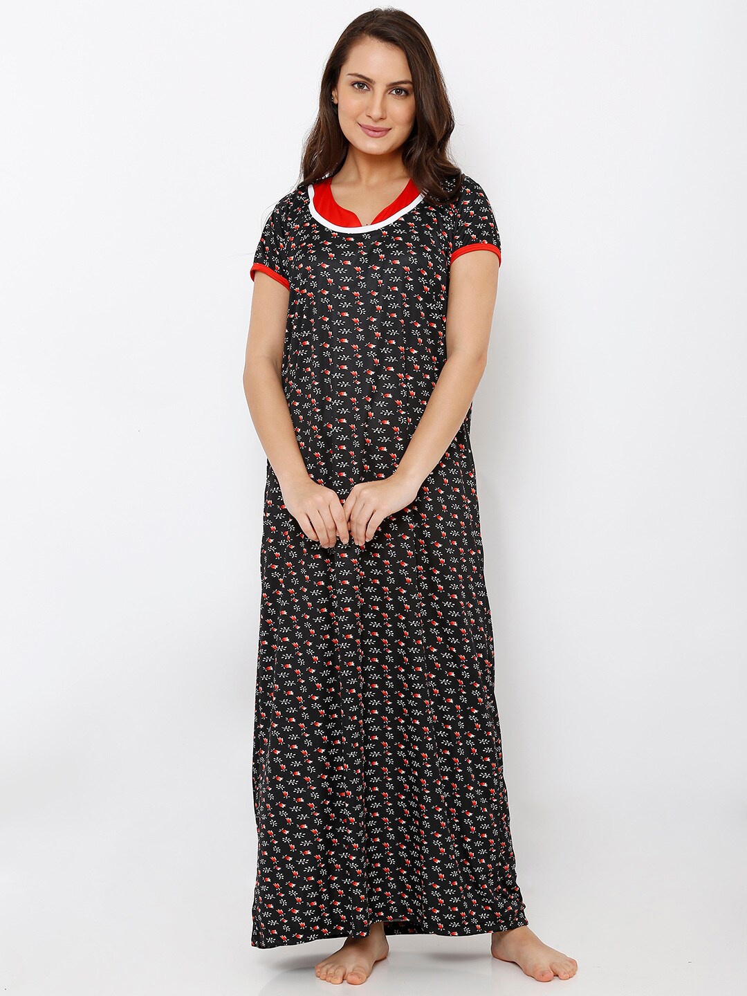 

Pretty Awesome Black Printed Maxi Nightdress
