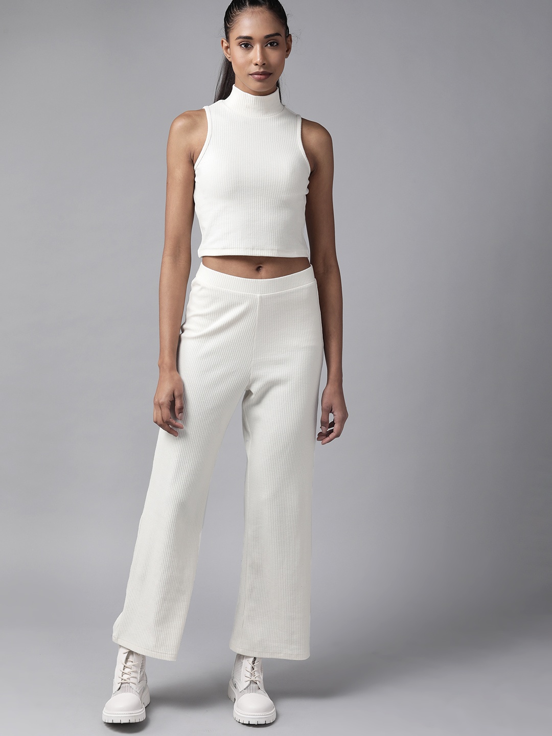 

Roadster Women White Ribbed Co-Ords Set