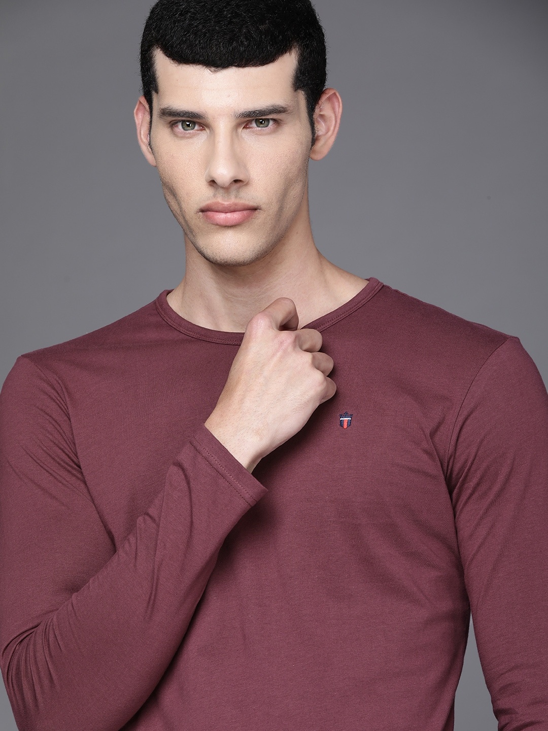 

Louis Philippe Jeans Men Burgundy Solid Pure Cotton T-shirt