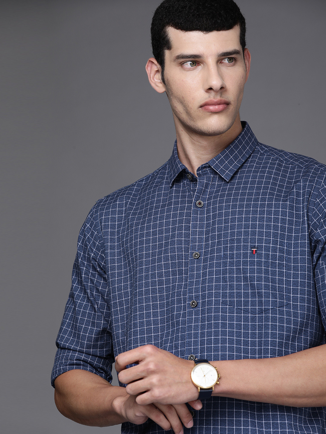 

Louis Philippe Sport Men Blue & White Pure Cotton Slim Fit Grid Checks Smart Casual Shirt