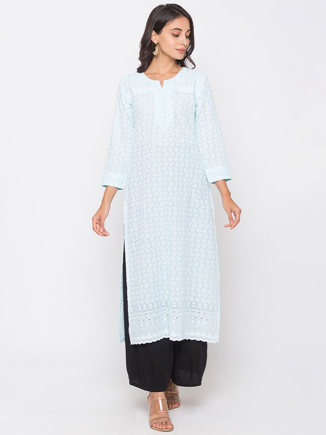 

ZOLA Women Blue & White Floral Hand Embroidered Chikankari Cotton Straight Kurta