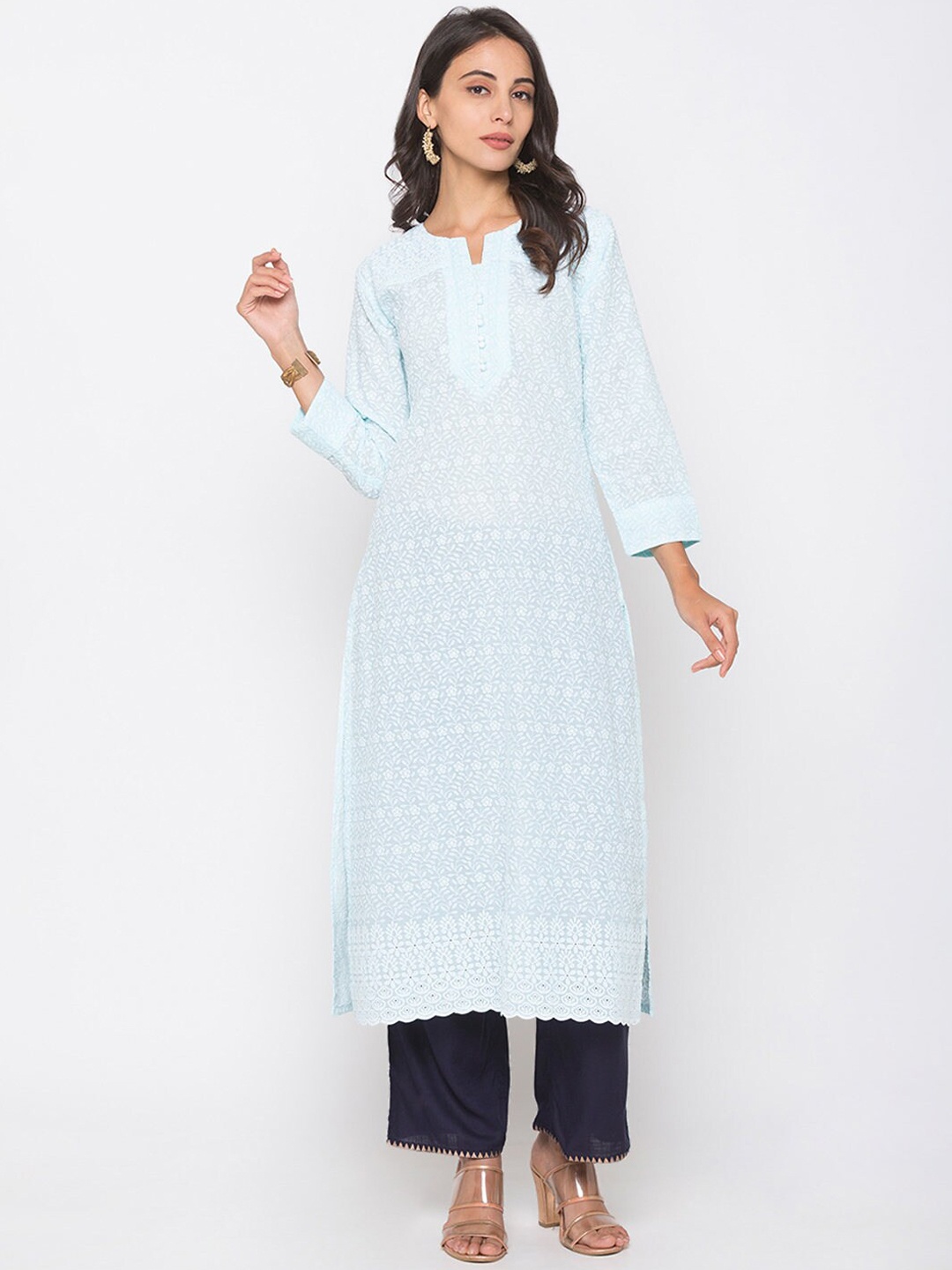 

ZOLA Women Blue & White Floral Hand Embroidered Chikankari Staright Kurta