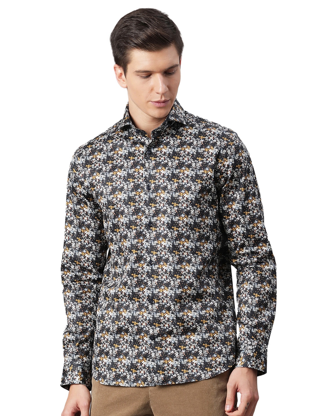 

Matinique Men Grey Floral Opaque Printed Casual Shirt