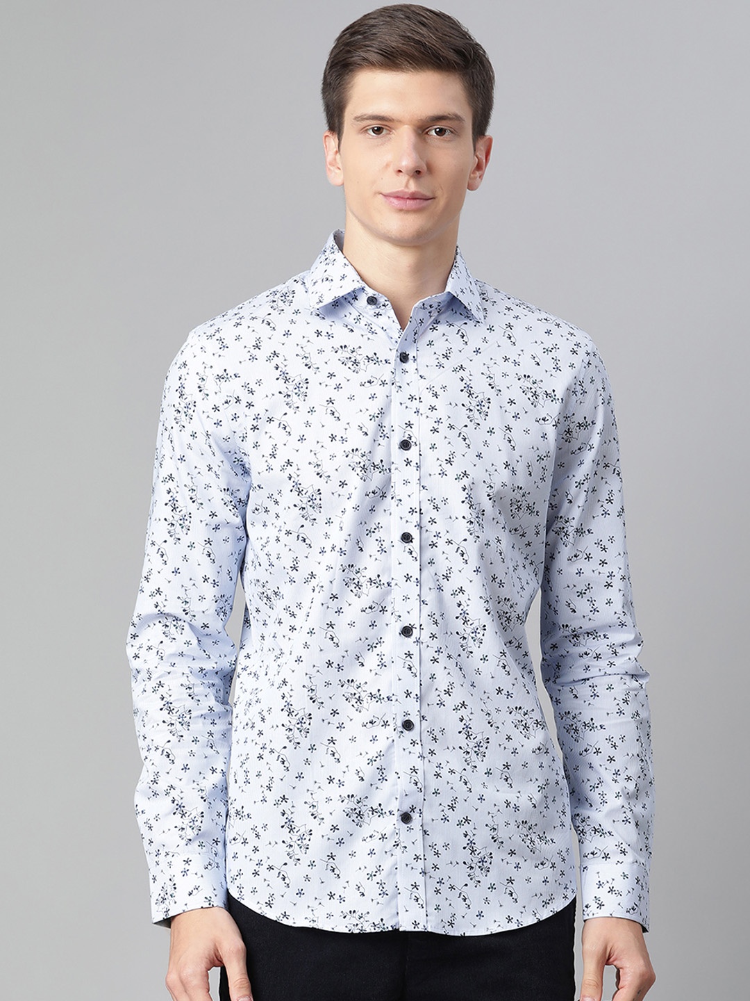 

Matinique Men Blue Floral Opaque Printed Casual Shirt