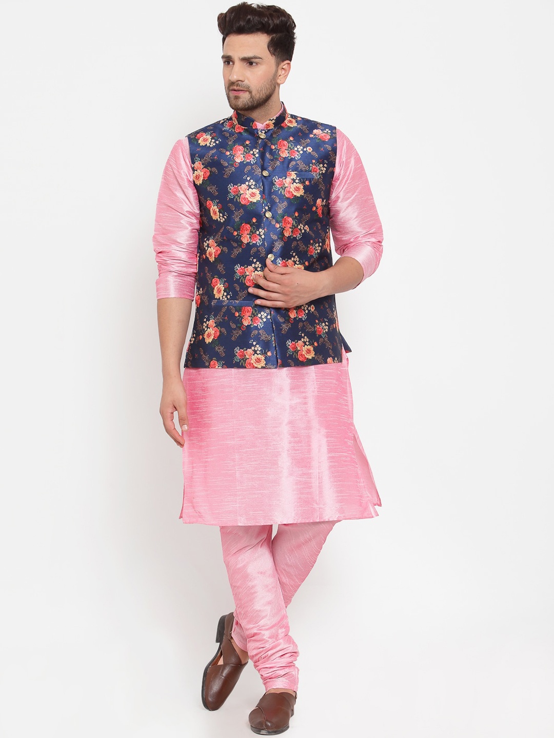 

KRAFT INDIA Men Kurta with Churidar & Printed Nehru Jacket, Pink