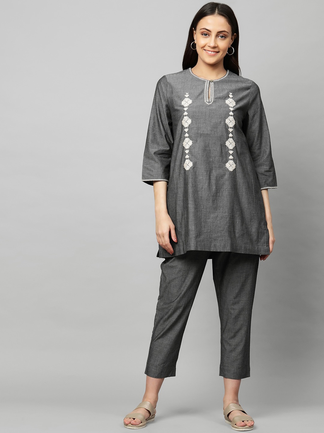 

Modern Indian by CHEMISTRY Women Grey Embroidered Pure Cotton Kurti with Trousers