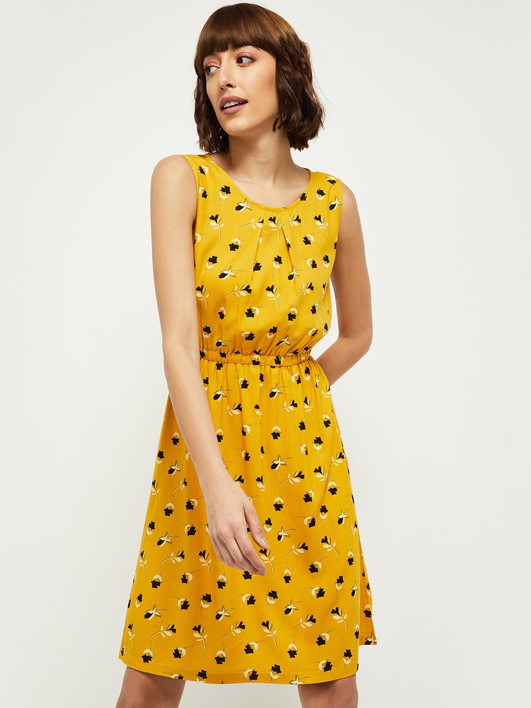 

max Yellow Dress