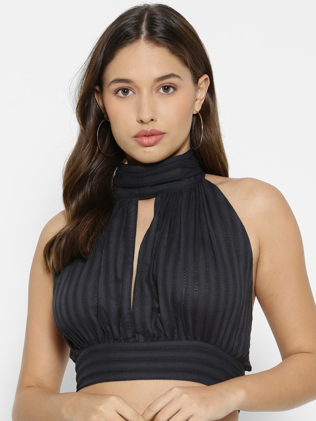 

FOREVER 21 Women Black Striped Cinched Waist Crop Top