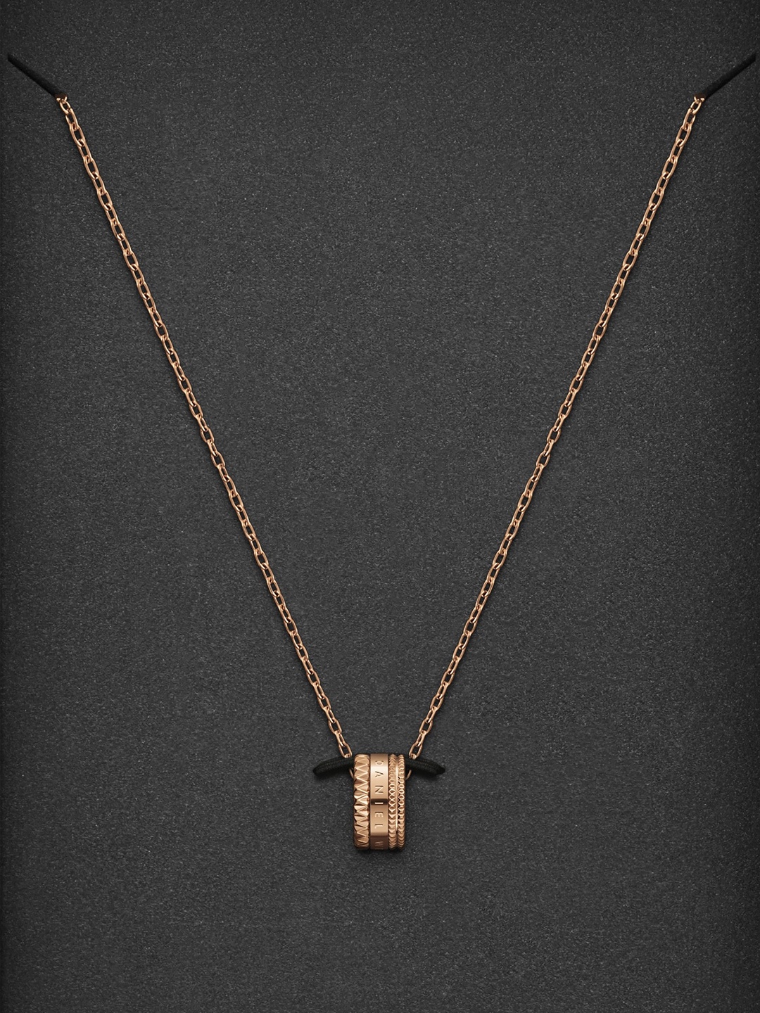 

Daniel Wellington Women Rose Gold-Toned Elevation Necklace