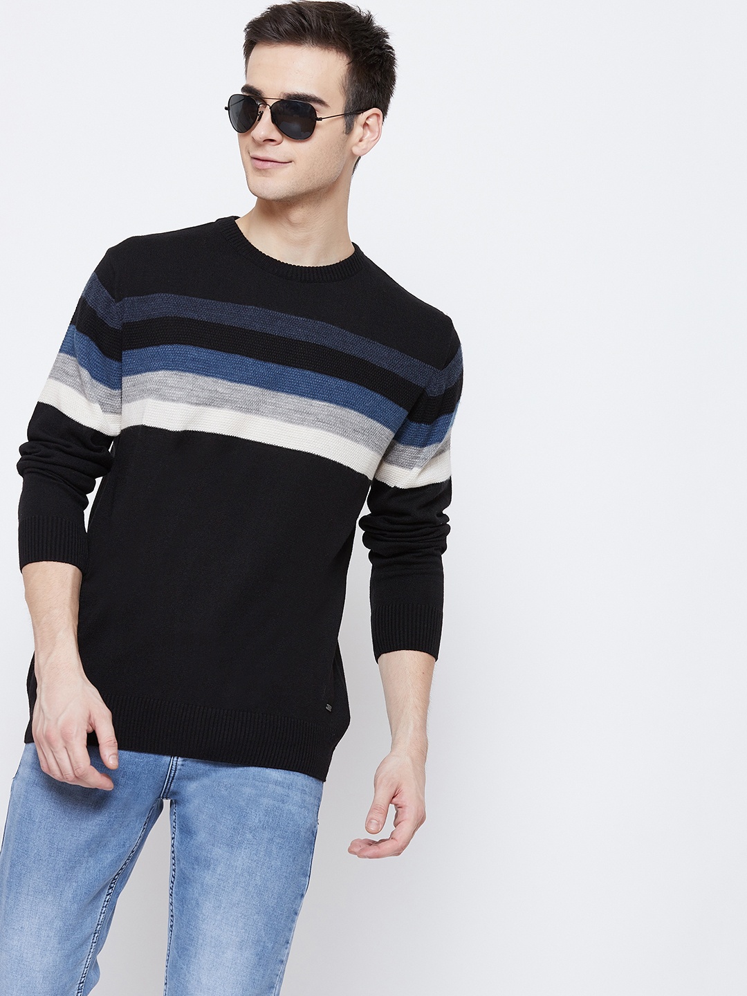 

Crimsoune Club Men Black & White Striped Pullover