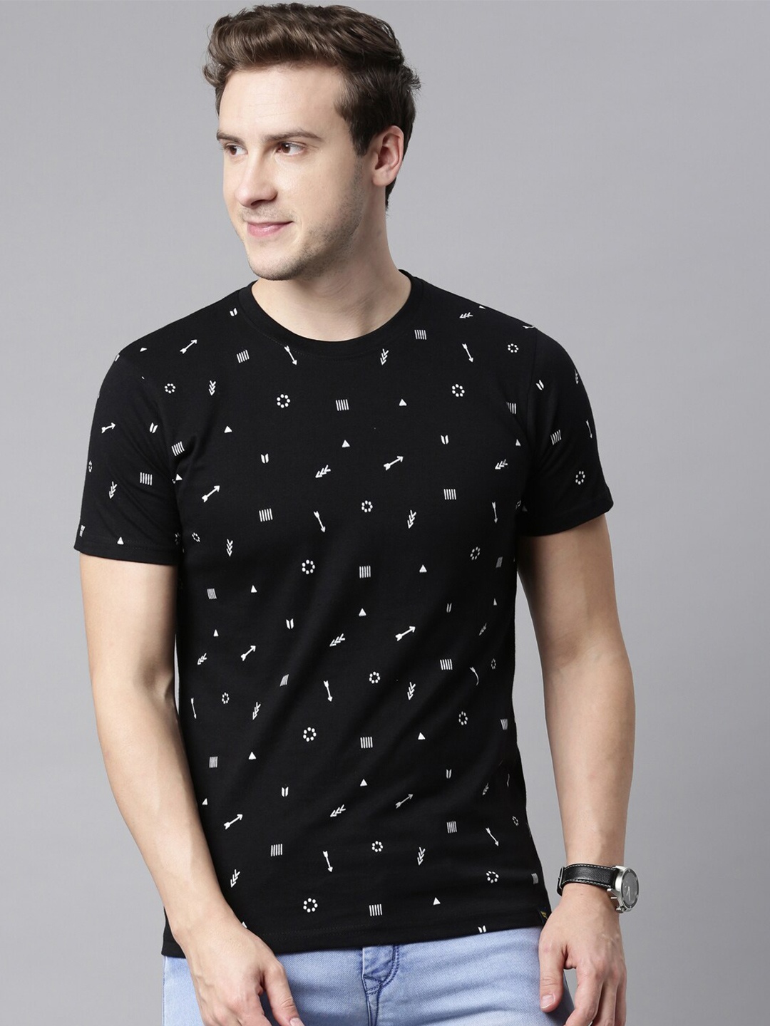 

Joven Men Black Printed T-shirt