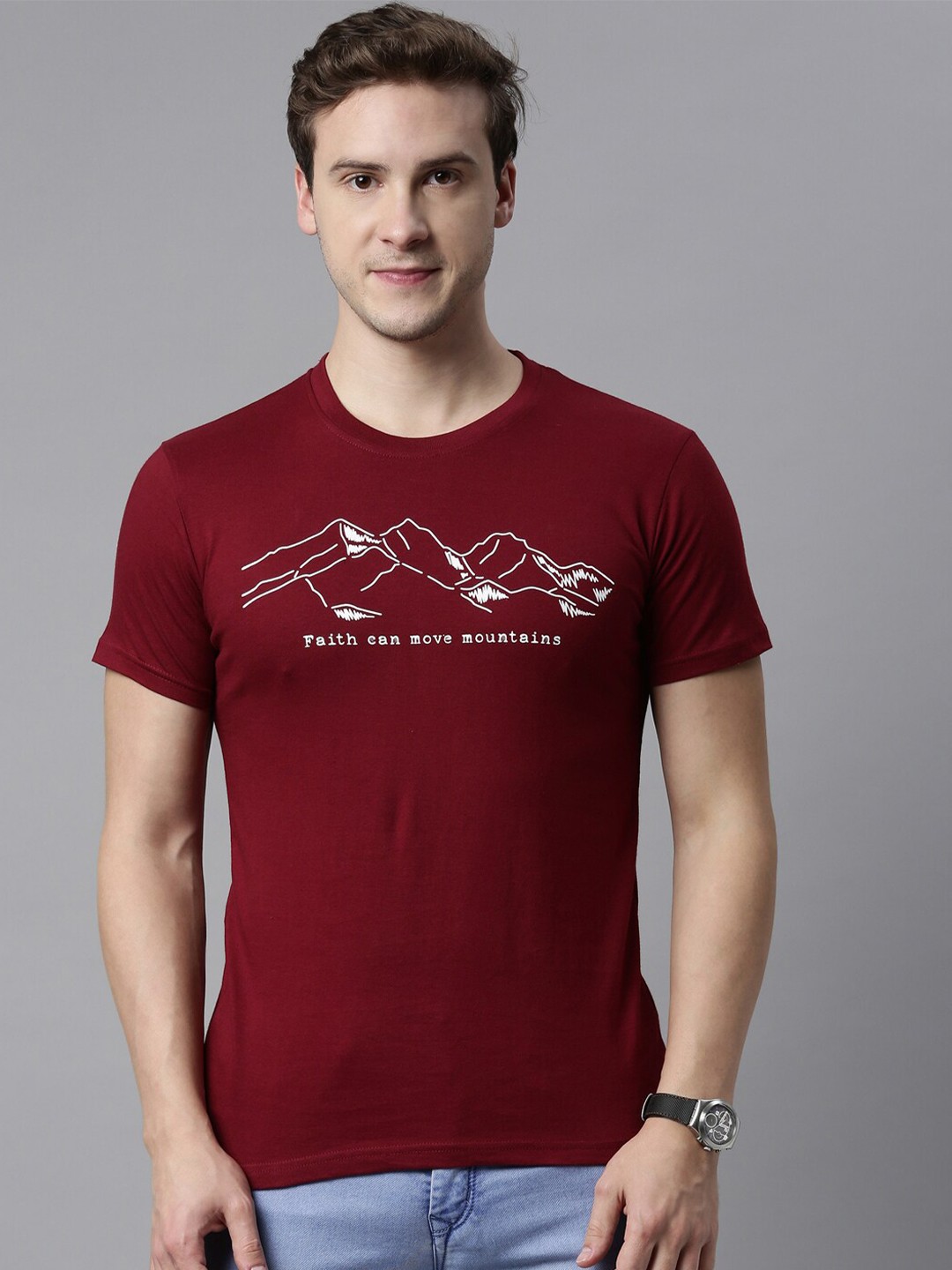 

Joven Men Maroon Typography Printed T-shirt