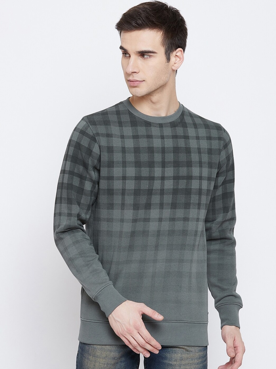 

Crimsoune Club Men Green Checked Sweatshirt