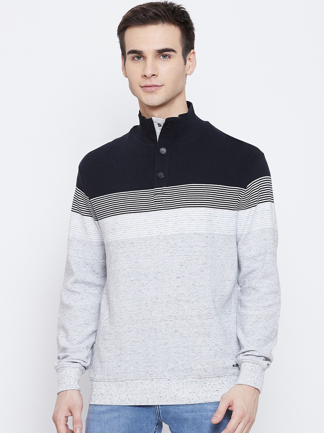

Crimsoune Club Men Grey Colourblocked Sweatshirt