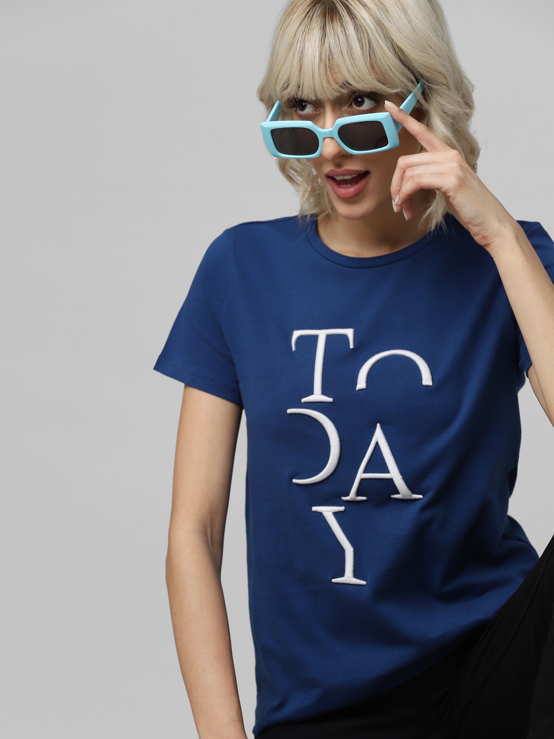

ONLY Women Blue Typography Printed T-shirt