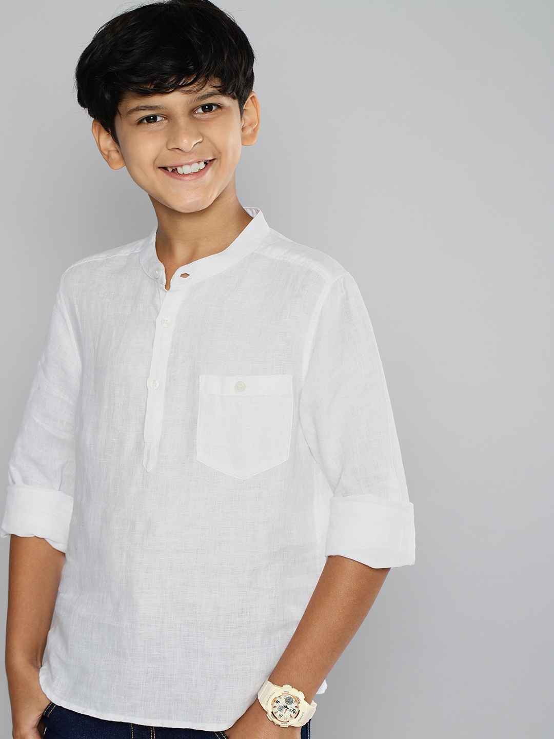 

M&H Juniors Boys White Solid Slim Fit Semi Sheer Casual Shirt