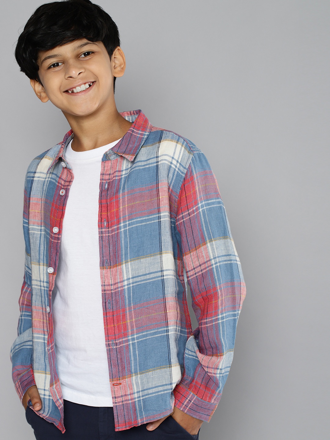 

M&H Juniors Boys Blue & Red Checked Slim Fit Opaque Casual Shirt