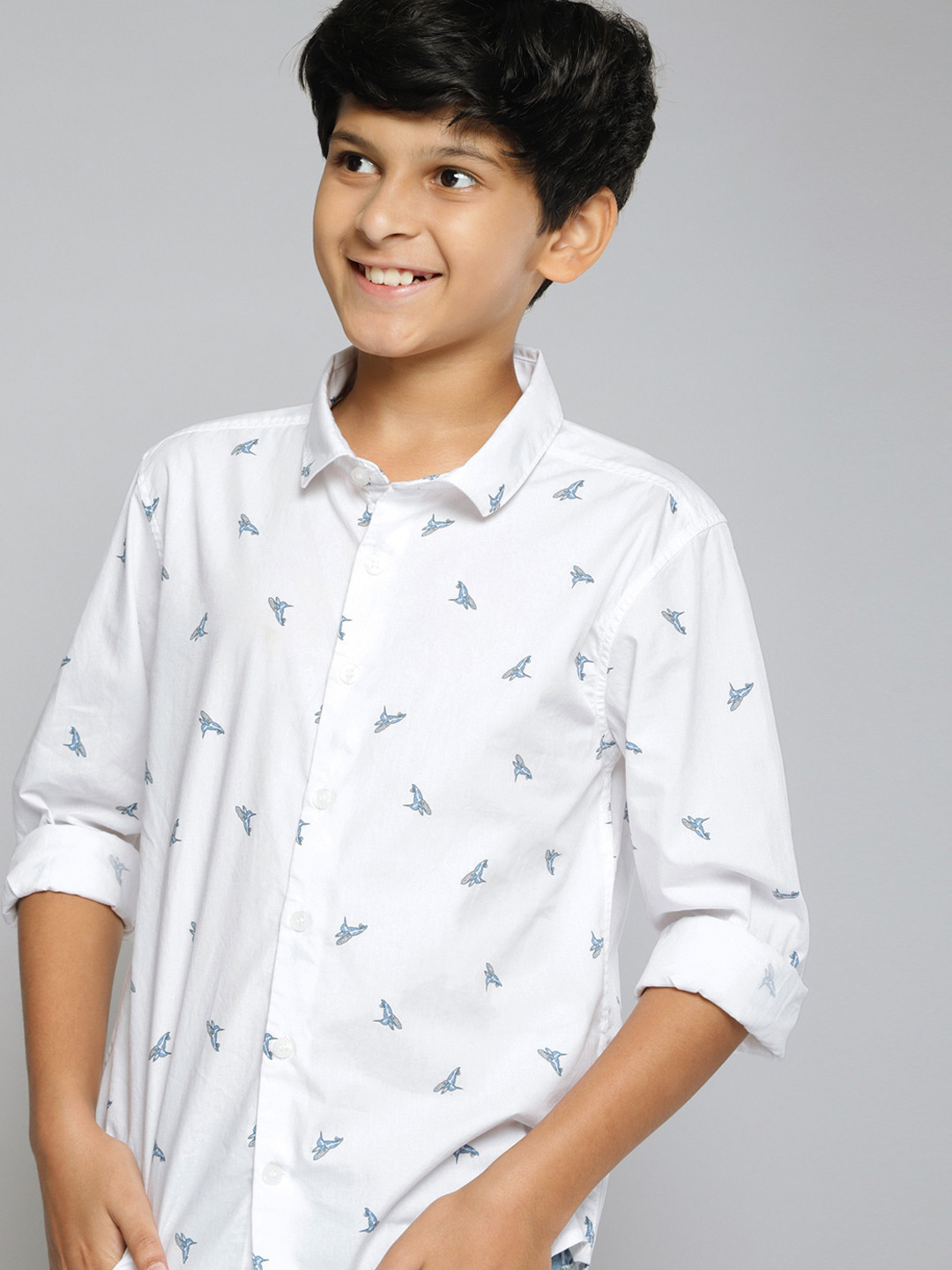 

M&H Juniors Boys White Slim Fit Pure Cotton Conversational Printed Casual Shirt