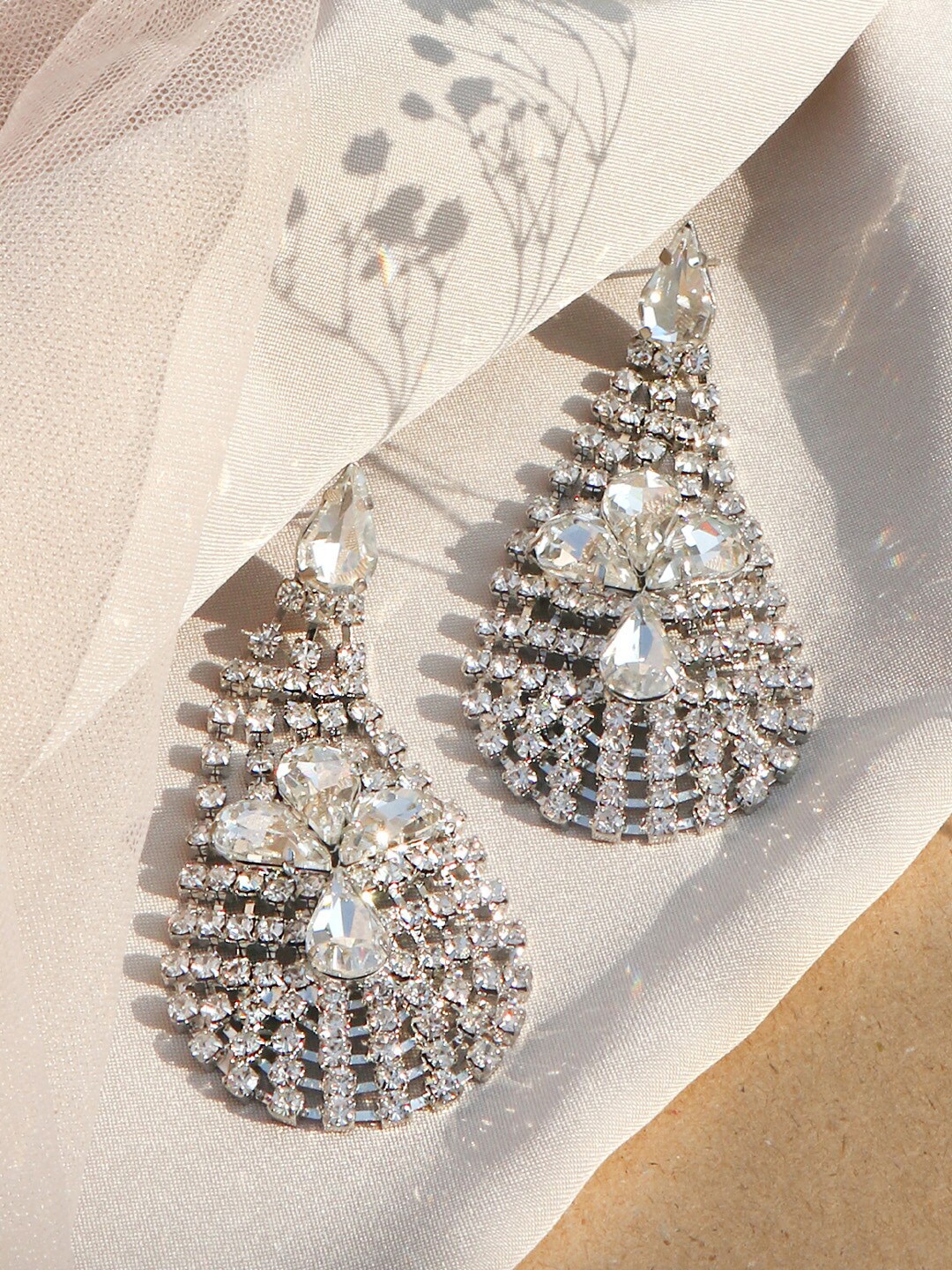 

JOKER & WITCH Women Silver-Toned Artificial Stones Teardrop Shaped Drop Earrings