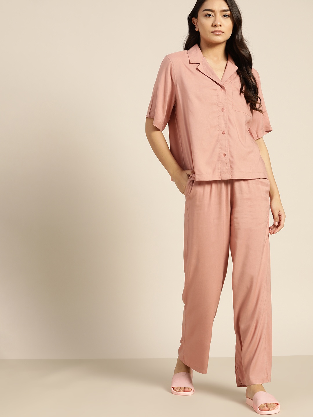 

ether Women Peach-Coloured Solid Lounge Pyjama Set