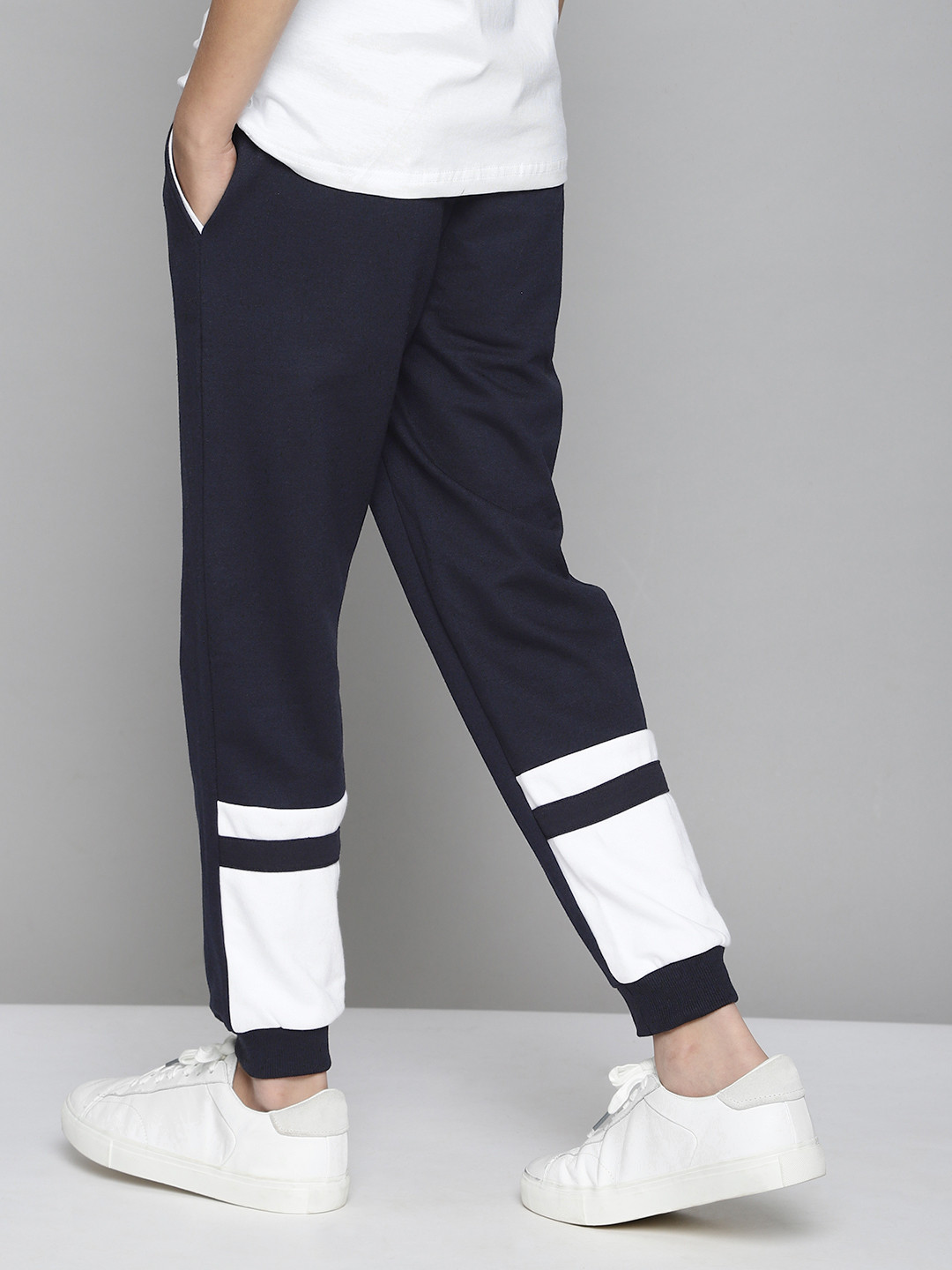 

M&H Juniors Boys Navy Blue & White Colourblocked Joggers