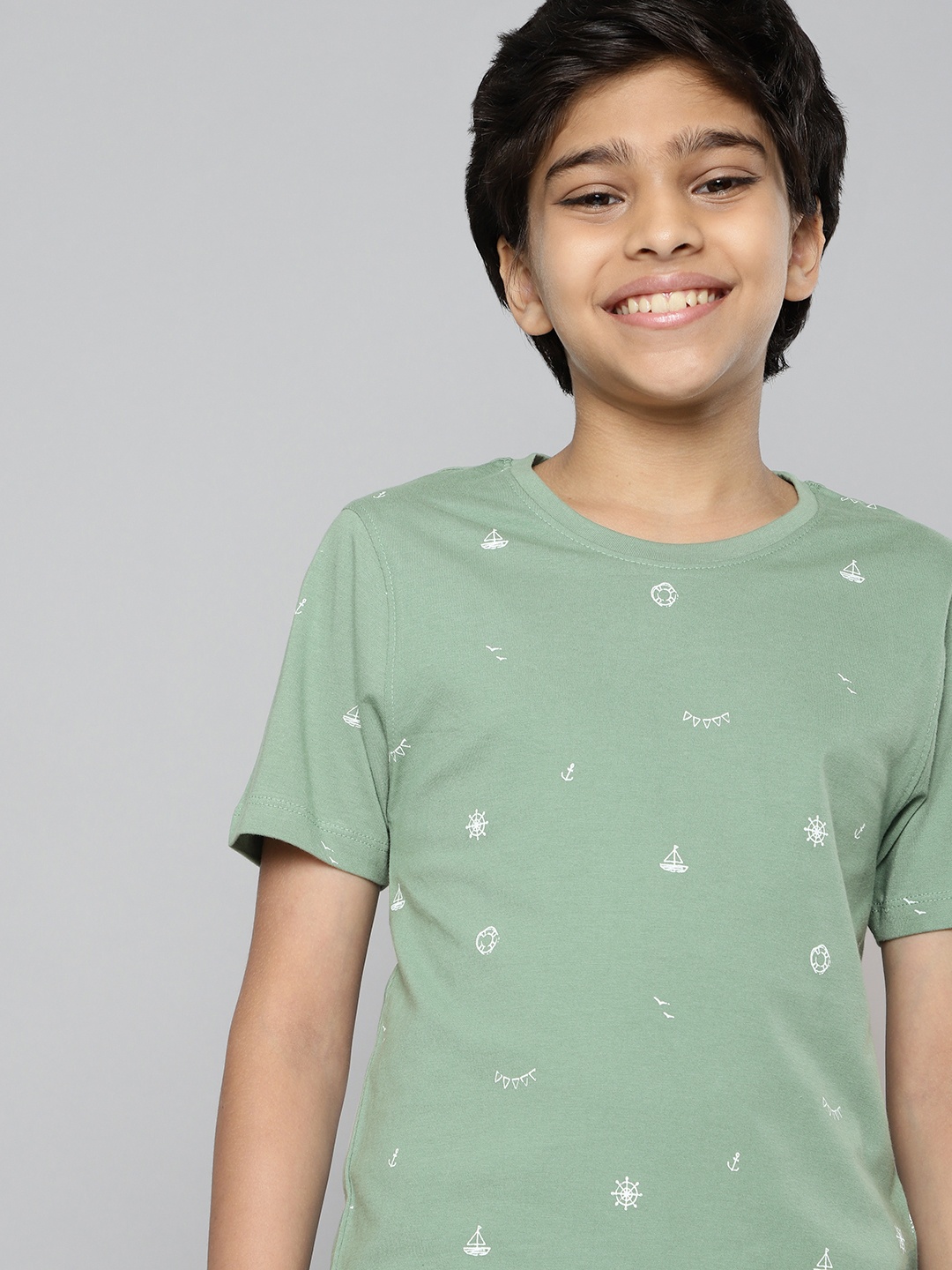 

M&H Juniors Boys Green & White Pure Cotton Conversational Print T-shirt