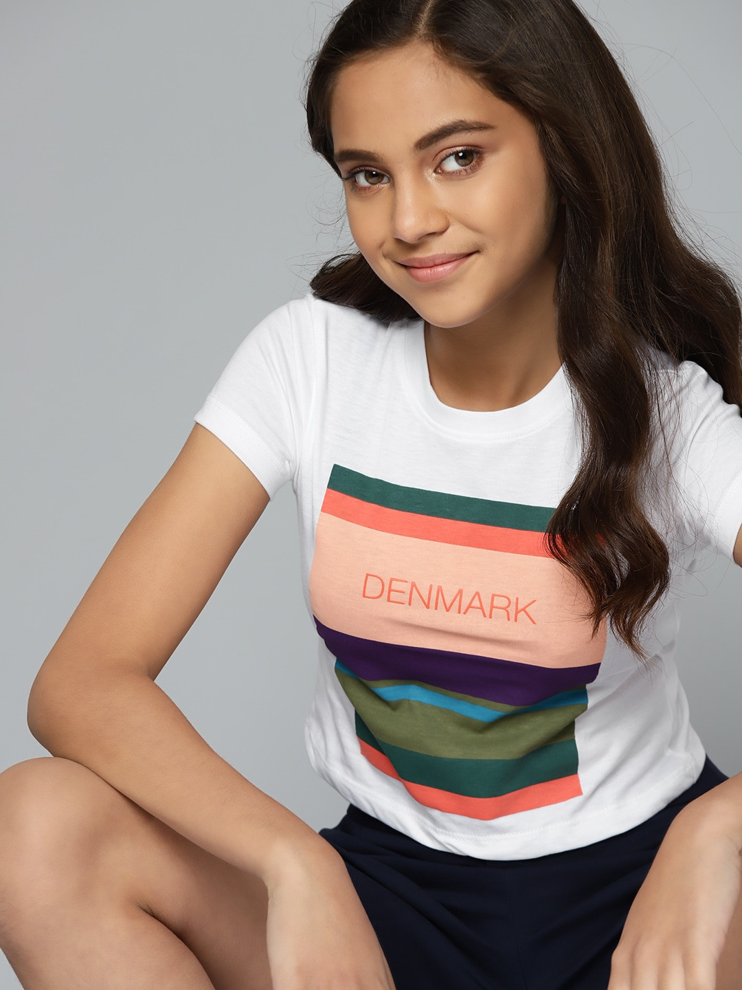 

MH Juniors Girls White Peach-Coloured Colourblocked Pure Cotton T-shirt