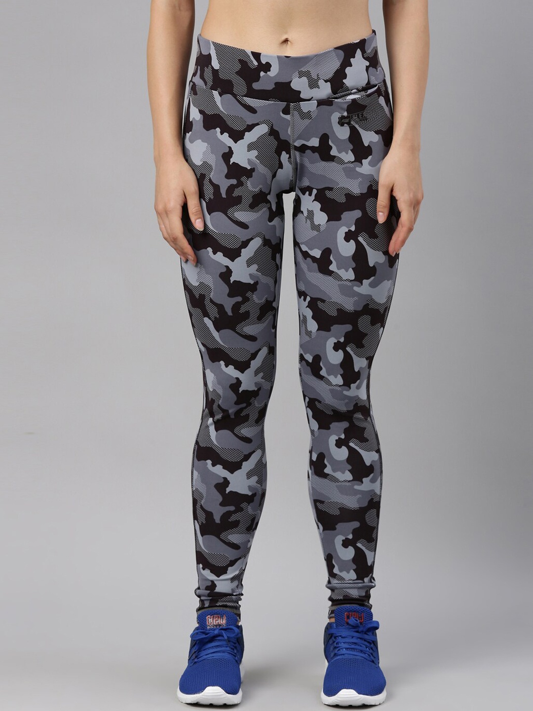 

GOLDSTROMS Women Grey & Black Camouflage Printed Flexi-Fit Activewear Tights